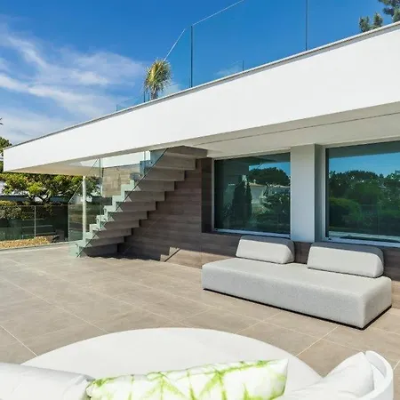 Villa Vale Do Garrao Sleeps 8 With Pool Air Con And Wifi